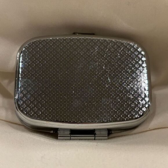 Yorkie Terrier Dog Travel Pill Box 2 Compartment Medicine Pill Case NEW - Picture 4 of 5